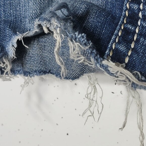 Silver Jeans Twisted Bootcut Reworked Denim Blue Jean Bermuda Shorts Size 26 - Picture 3 of 12